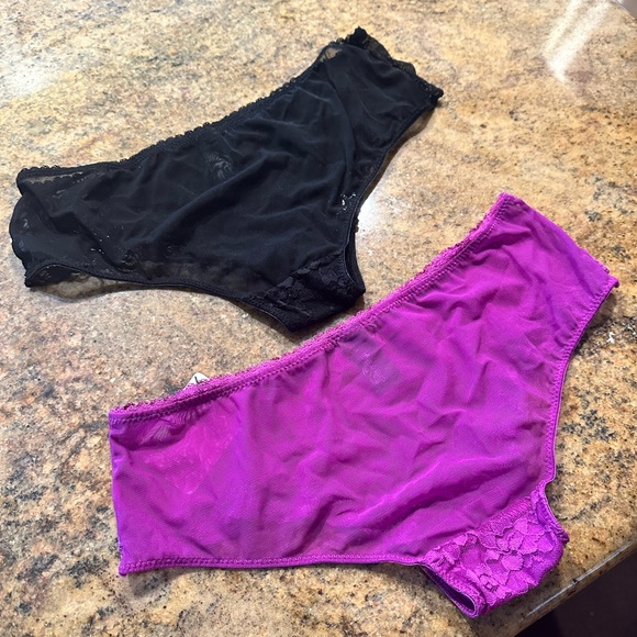 Rene Rofe’ Lingerie - Picture 2 of 4